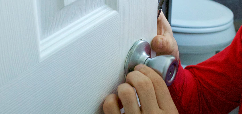 Vintage Door Knob Replacement in Hawaiian Gardens, CA